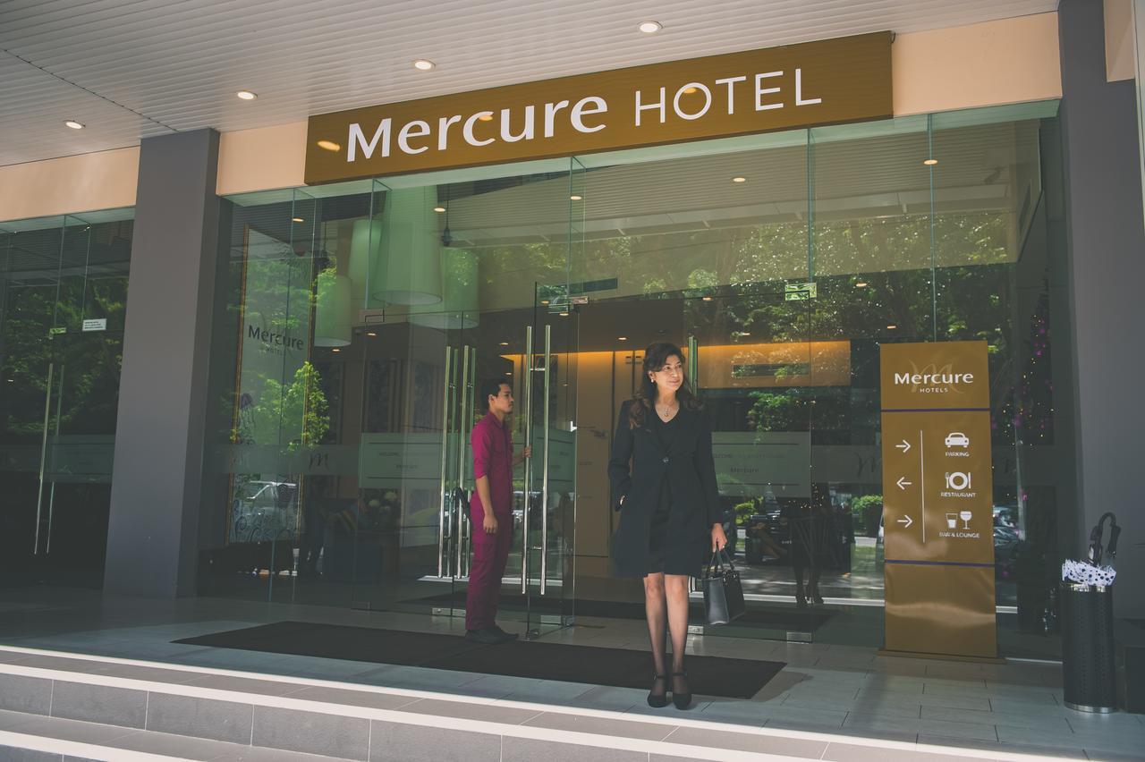 Mercure Kota Kinabalu City Centre Hotel Exterior foto